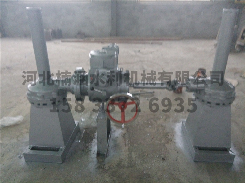 QDA型雙吊點(diǎn)手電兩用啟閉機(jī)